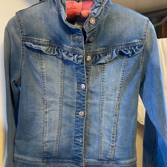 Kenzie Jeans Denim Ruffle Jacket - Picture 8 of 9